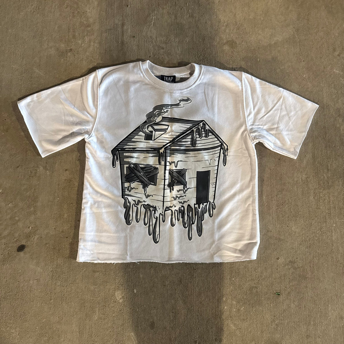 DISTRESSED TRAP HOUSE T’S
